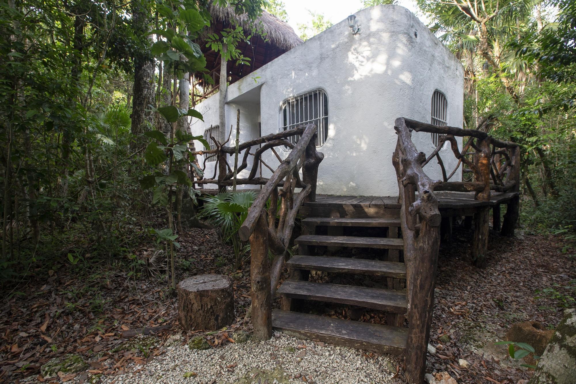 Jolie Jungle Eco Hotel (Adults Only) Leona Vicario Exterior photo